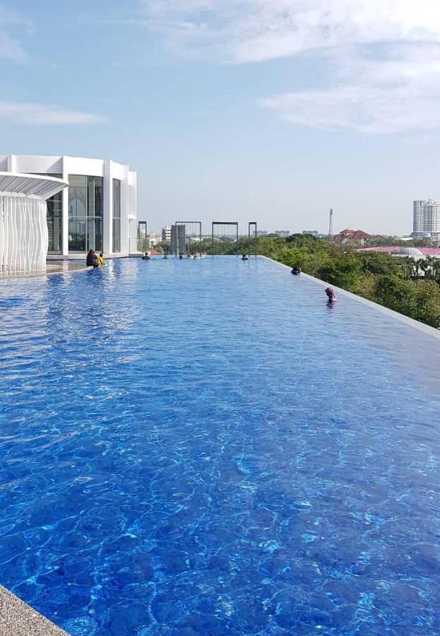 Aleeya Suite @ Troika Residence Kota Bharu Dış mekan fotoğraf