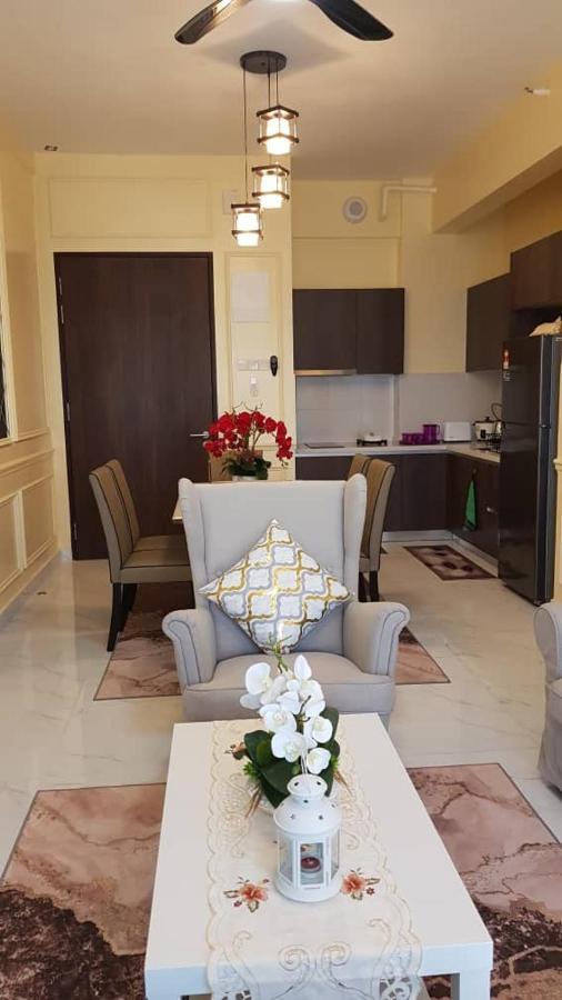 Aleeya Suite @ Troika Residence Kota Bharu Dış mekan fotoğraf
